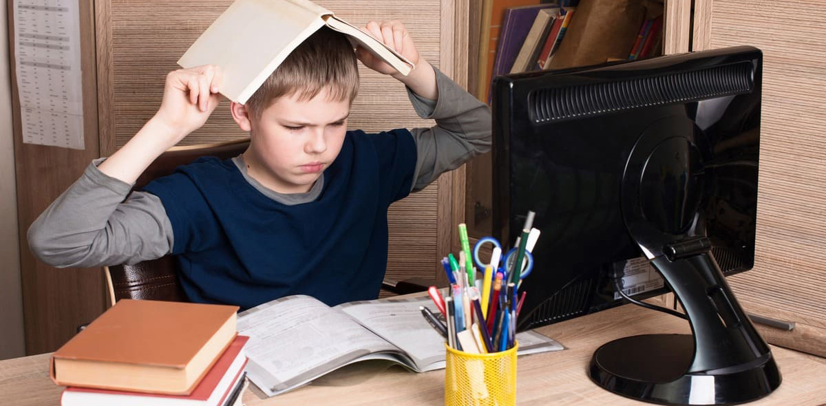 Со стороны может показаться несправедливым: родители стараются сделать все для своих детей, но те равнодушны к любым призывам взрослых, бунтуют, конфликтуют, пускаются во все тяжкие. Со стороны может показаться несправедливым: родители стараются сделать все для своих детей, но те равнодушны к любым призывам взрослых, бунтуют, конфликтуют, пускаются во все тяжкие.