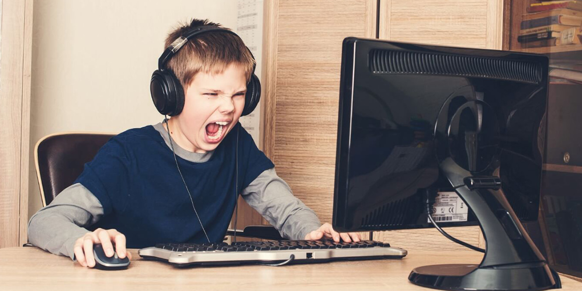 Агрессивный подросток Агрессивный подросток