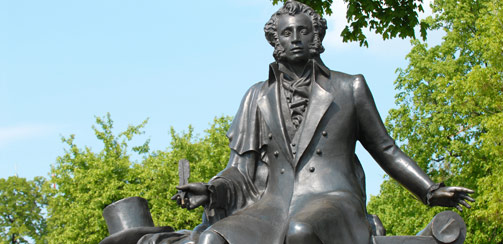 Примеров удачного закаливания огромное множество. Например, великий русский полководец Александр Суворов. Примеров удачного закаливания огромное множество. Например, великий русский полководец Александр Суворов.