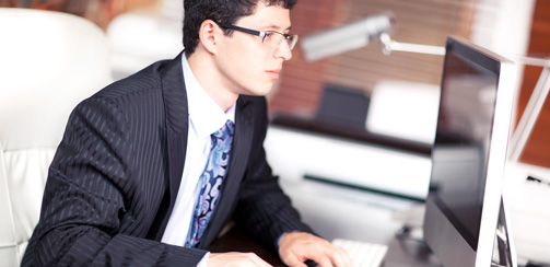 Офисные болезни. Компьютерный монитор Офисные болезни. Компьютерный монитор