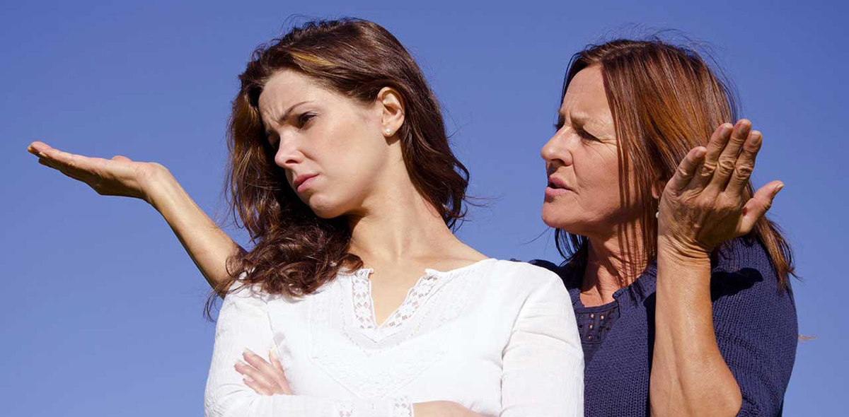 Ее мнения и решения единственно верные. Она хорошо знает, что лучше для всех, что такое «черное» и «белое», а любые попытки самостоятельных поступков отпрыска пресекаются с детства. Ее мнения и решения единственно верные. Она хорошо знает, что лучше для всех, что такое «черное» и «белое», а любые попытки самостоятельных поступков отпрыска пресекаются с детства.